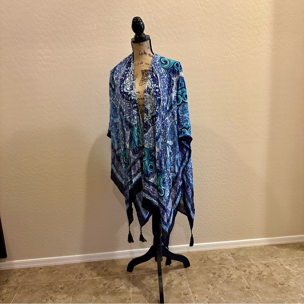 Ava & Aiden Blue and Black Decorative Shawl/Kimono